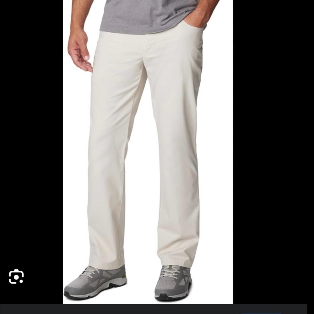 Columbia Men's Cream Chinos